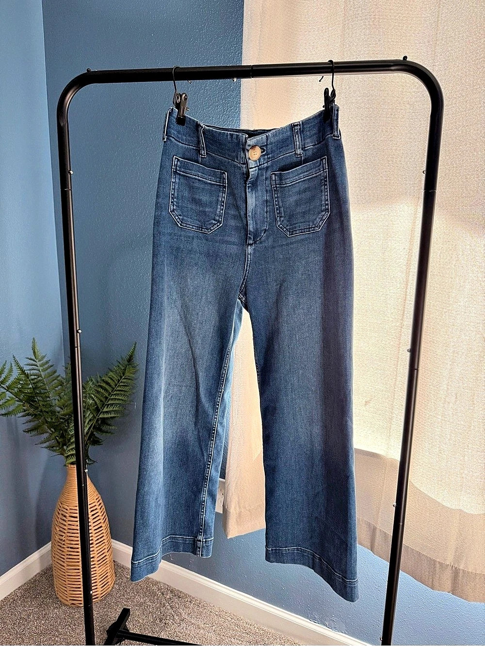 Anthropologie The Colette Wide Leg Cropped Jeans Waist 28 Like New